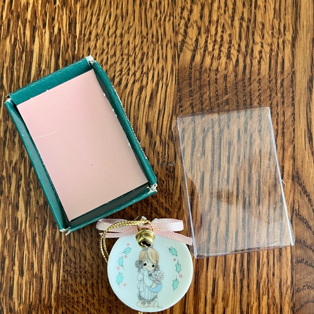 Enesco Precious Moments Christmas Ornament